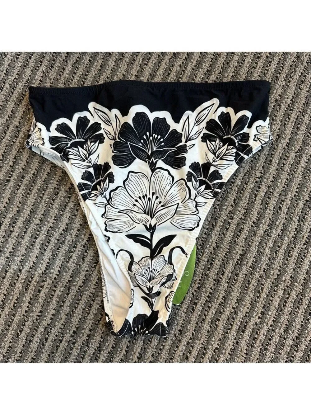 Set - Farm Rio Flower Leopards Bandeau Bikini Top & Bottom